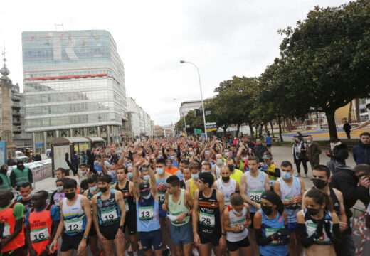 O medio maratón C21 congregou nas rúas da Coruña a case 1.500 corredores